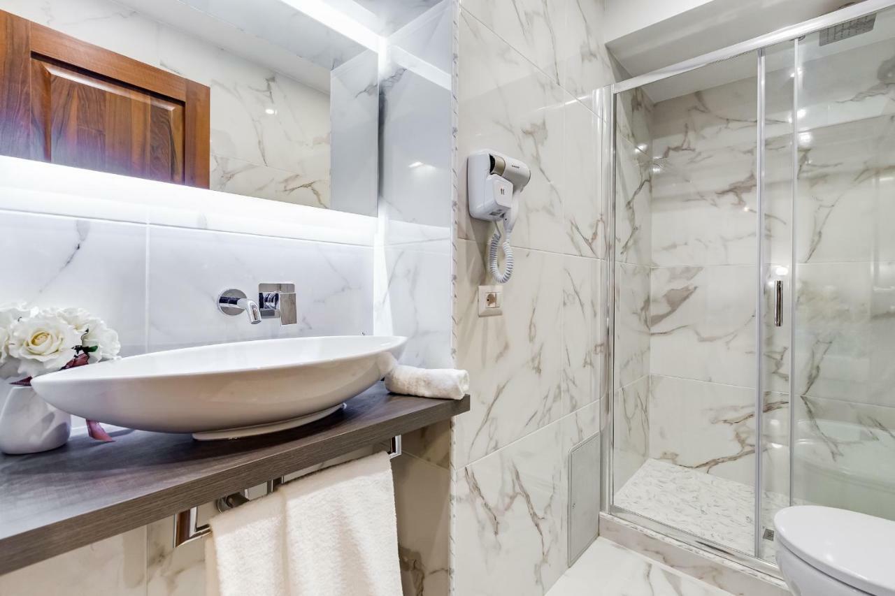 Trevi Private Suites By Premium Suites Collection Rzym Zewnętrze zdjęcie